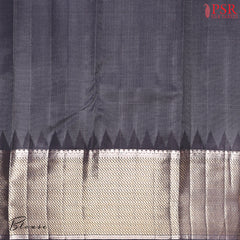 Gainsboro Grey Kanchipuram Tissu Silk Saree