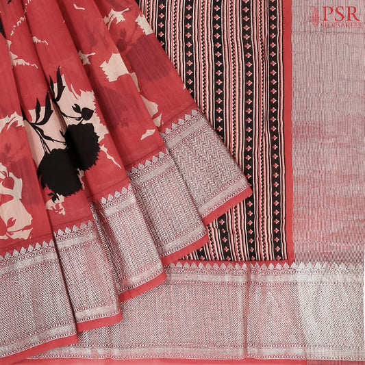Red Munga Silk Saree