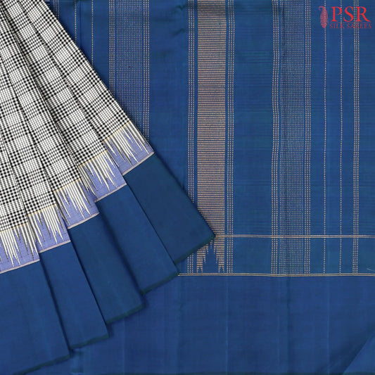 Off White Kanchipuram Silk Saree