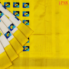 Light Beige Pochampally Silk Ikat Saree