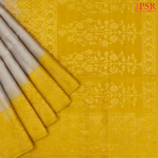 Light Chikoo Beige Soft Silk Saree
