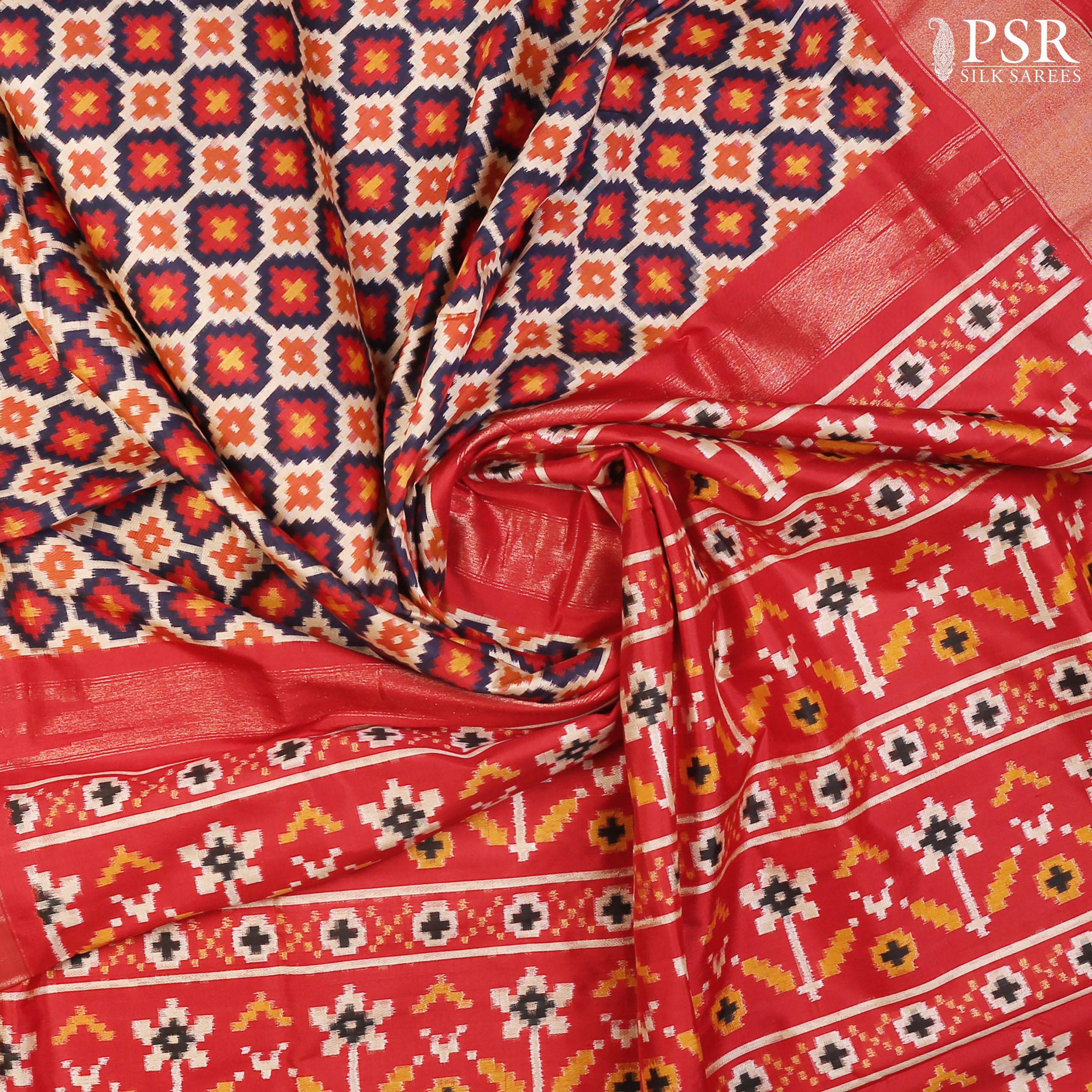 PSR Silks brings you a breathtaking Midnight Blue &amp; Beige Pochampally Ikkat Silk Saree,
