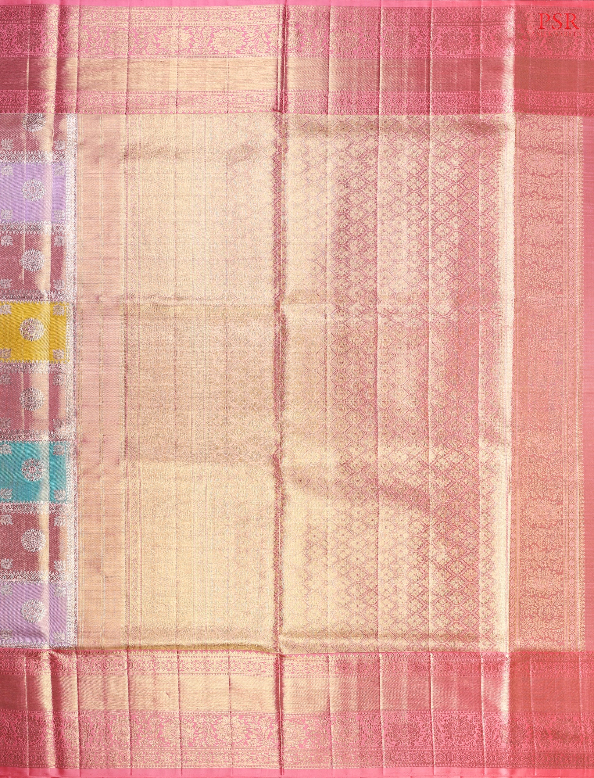 Luxurious Tissue Pink pallu with rich traditional zari craftsmanship