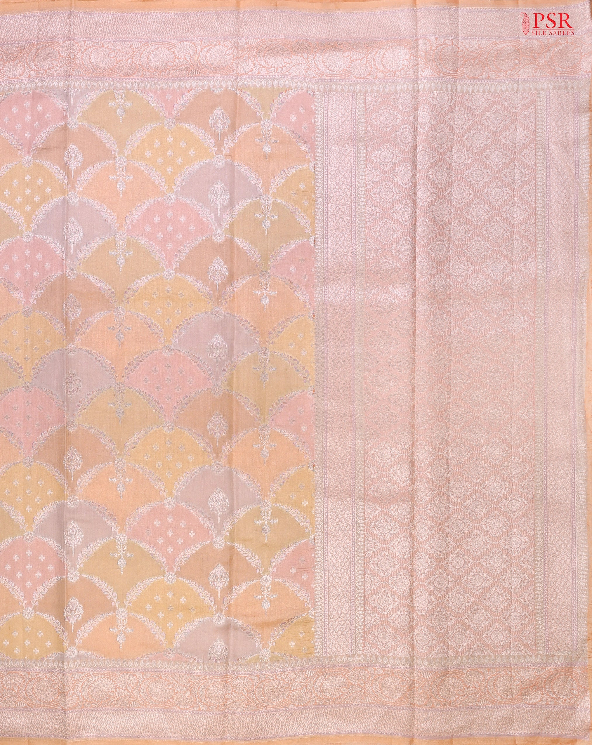 Cantaloupe Orange pallu with rich traditional zari work