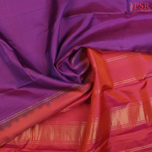 PSR Silks presents a Violet colored Arani Silk saree with combination of Spanish Crimson color.