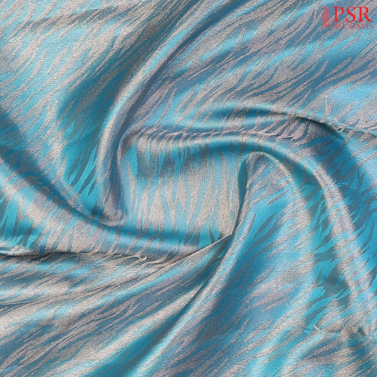Intricate weaving of lightning-style motifs on premium silk fabric